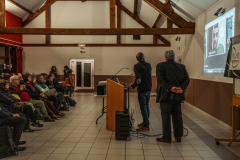 21 Février 2024, Lachapelle-Longueville (Eure)Réunion publique organisée par le collectif CEVE. Louis Delon, du collectif « Ozon l’eau saine », a expliqué les dangers des PFHxS présents dans l’eau des sources contaminées de Saint-Just. 21 Février 2024, Lachapelle-Longueville (Eure)Réunion publique organisée par le collectif CEVE. Louis Delon, du collectif « Ozon l’eau saine », a expliqué les dangers des PFHxS présents dans l’eau des sources contaminées de Saint-Just.